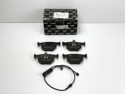 Bentley Arnage Rear Brake Pad & Wear Sensor Kit - 3Z0698451E